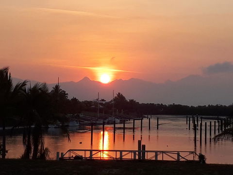 Hinchinbrook Holiday Apartments - Accommodation Georgetown 18