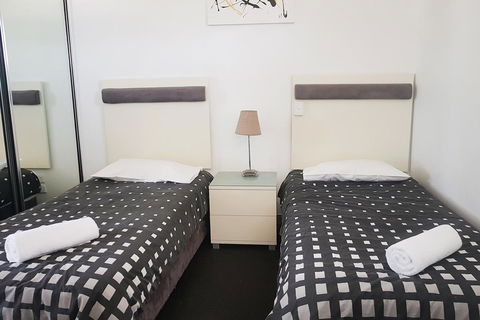 Hinchinbrook Holiday Apartments - Accommodation Georgetown 12