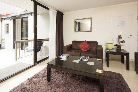 Burleigh Palms Holiday Apartments - Accommodation Georgetown 33