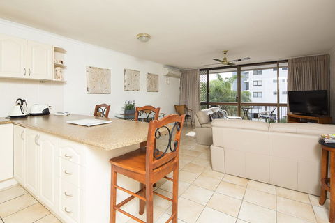 Burleigh Palms Holiday Apartments - Accommodation Georgetown 31