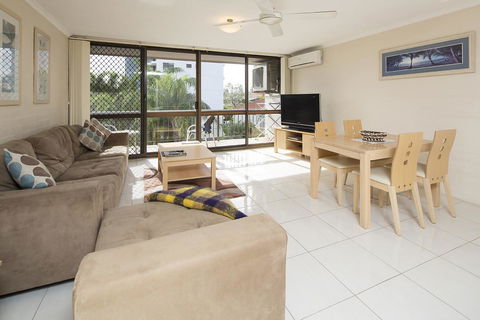 Burleigh Palms Holiday Apartments - Accommodation Georgetown 15