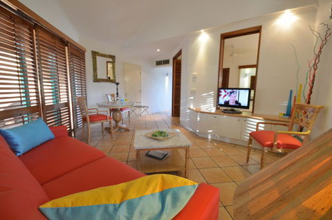 Martinique On Macrossan - Accommodation Georgetown 2