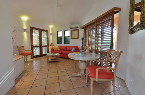 Martinique On Macrossan - Accommodation Georgetown 4