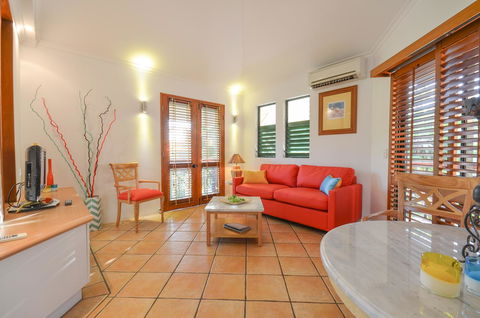 Martinique On Macrossan - Accommodation Georgetown 3