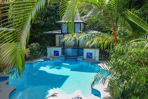 Martinique On Macrossan - Accommodation Georgetown 10