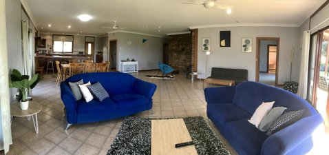 Beeâ€™s Place - 3 Bedroom Home On 10 Acres Of Land With Distant Ocean Views - Accommodation Georgetown 12