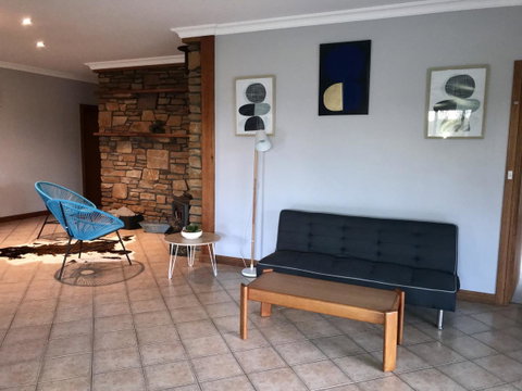 Beeâ€™s Place - 3 Bedroom Home On 10 Acres Of Land With Distant Ocean Views - Accommodation Georgetown 19