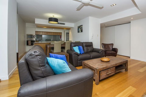 Maggies Beachfront Apartment 6 - Accommodation Georgetown 2