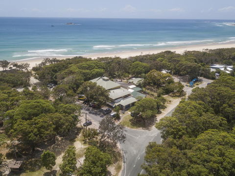 Manta Lodge YHA & Scuba Centre - Accommodation Georgetown 2
