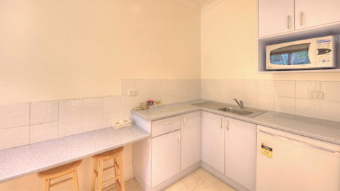Beachcomber Lodge - Accommodation Georgetown 10