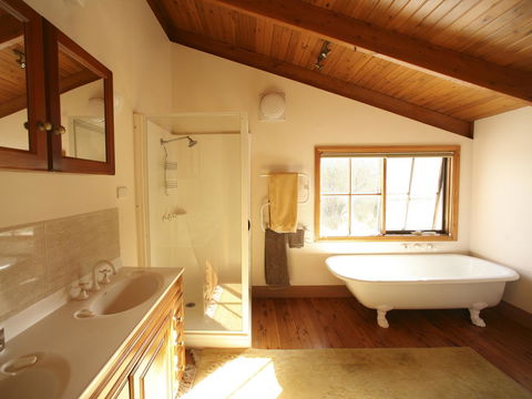 Mountain Seas Lodge - Accommodation Georgetown 15