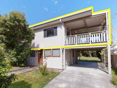 'Beach Break 1', 1/10 Lionel Street - Upstairs Unit With Aircon - Accommodation Georgetown 0
