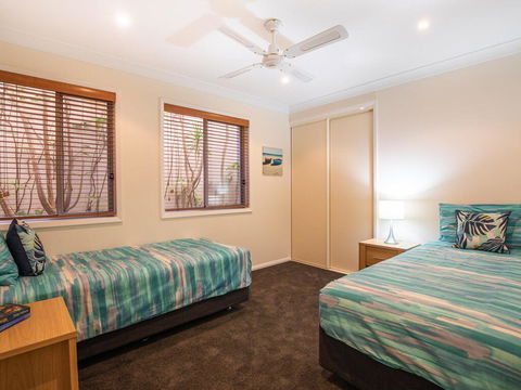 'Dutchies Vista' 1/45 Christmas Bush Ave - Ground Floor Duplex With Stunning Water Views - Accommodation Georgetown 1