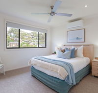 'Sandy Point Haven' 21a Sandy Point Rd - Stylish Haven with WIFI Air conditioning  Water views - Accommodation Georgetown