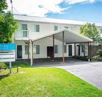 1 'Florida' 5 Lillian Street - 2 min walk to beach shops  restaurants - Accommodation Georgetown