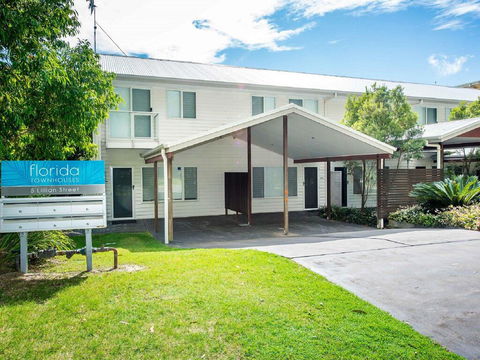 1 'Florida', 5 Lillian Street - 2 Min Walk To Beach, Shops & Restaurants - Accommodation Georgetown 0