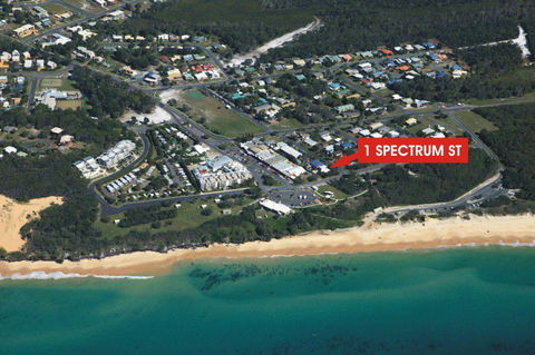 1 Spectrum Street, Rainbow Beach- Close To Shops And Main Beach - Accommodation Georgetown 2