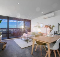 107 Light Filled Cozy Apt in the Heart of St Kilda - Accommodation Georgetown