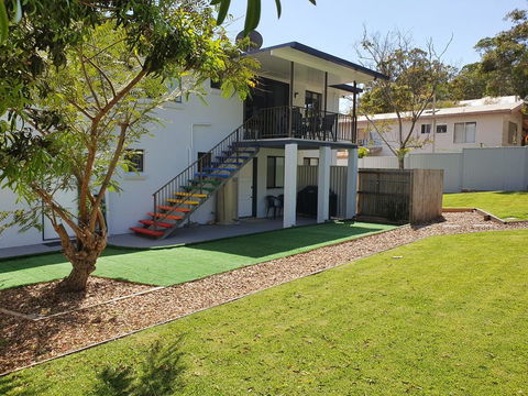 12 Cooloola Drive - Family Home, Close To Beach, Pet Friendly - Accommodation Georgetown 2