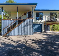 12 Ibis Court - Highset beach house with natural bushland gardens and covered decks - Accommodation Georgetown