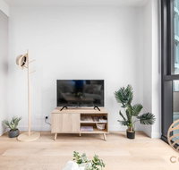 143 Summer Time Freshment in Melbourne Village - Accommodation Georgetown