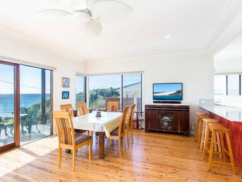 18 Cliff Road - Accommodation Georgetown 2