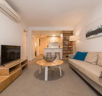 2 Bedroom Apartment Seconds From Valley - Accommodation Georgetown