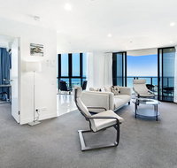 2 Bedroom Ocean View Apartment in Surfers Paradise - Accommodation Georgetown