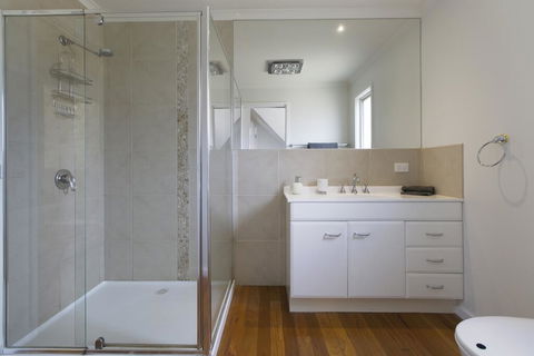 2 Marma Retreat With Jacuzzi, Heated Pool, Pet Friendly, Foxtel - Accommodation Georgetown 2