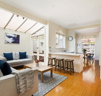 2-Bed House With Patio Near Bars and Restaurants - Accommodation Georgetown