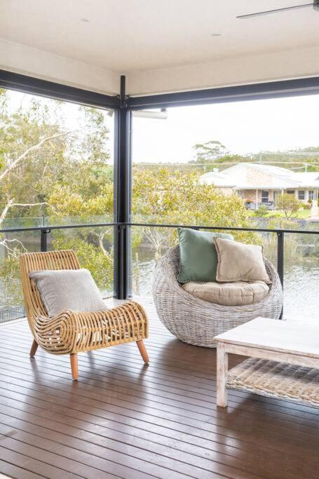 CABA17 - Waterfront Home With A Pool! - Accommodation Georgetown 2