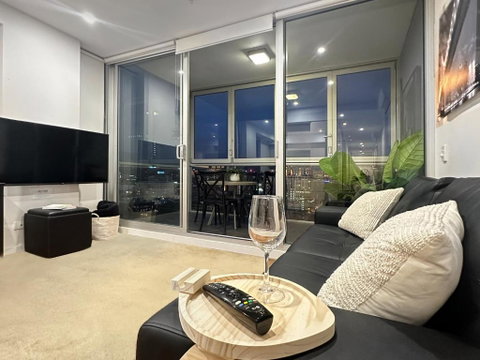 CBD Sky View Apartment - Accommodation Georgetown 1
