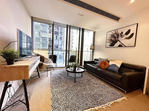 Cityside Retreat Southbank Charm - Accommodation Georgetown 2