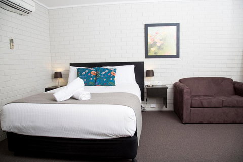Crystal Fountain Motel Albury - Accommodation Georgetown 3
