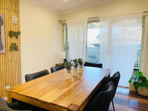 D141 Your Joyful Vacation - Accommodation Georgetown 1