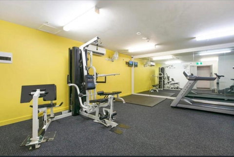 Deluxe Studio At Mantra - Accommodation Georgetown 4