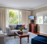 3-Bed House near Bondi Beach with Balcony Parking - Accommodation Georgetown