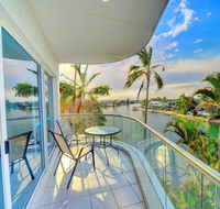 3br Broadbeach Lakefront Apartment - Accommodation Georgetown
