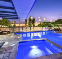 3br Stylish Apt CBD River  City Views SpaSaunaPoolNetflix