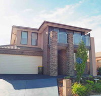 4 Bed 2 And A Half Bath Luxury Villa in Point Cook - Accommodation Georgetown