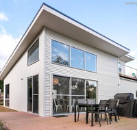 4 king or 8 single beds WiFi Netflix pet friendly - Accommodation Georgetown