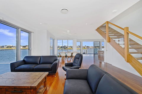 4/84 The Anchorage - Accommodation Georgetown 2