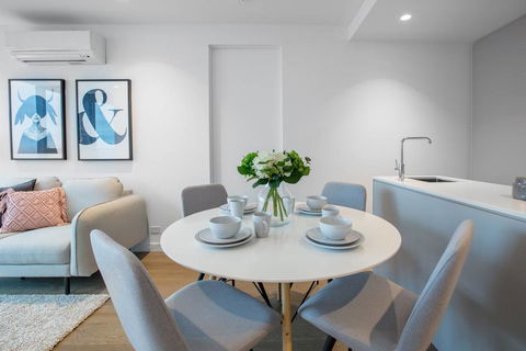 51, ModernGallery@3Bd2Bth Lv73, Free Tram, Mel CBD - Accommodation Georgetown 2