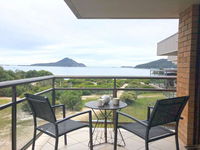 6 'Intrepid' 3 Intrepid Close - right on the waterfront