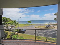 7 'Florentine' 11 Columbia Close - air conditioned unit with fantastic views of Little Beach