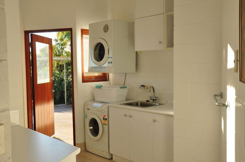77 Cooloola Drive-Rainbow Beach - Accommodation Georgetown 1