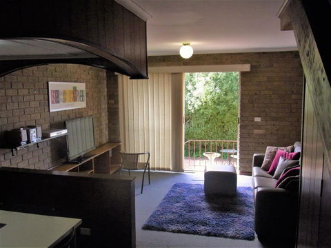 A Furnished Townhouse In Goulburn - Accommodation Georgetown 0
