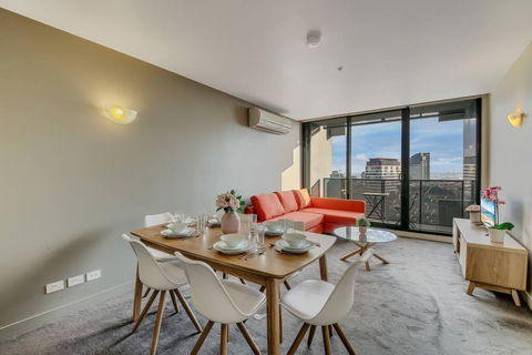 A Modern 2BR CBD Apt, City Views, FREE Parking - Accommodation Georgetown 0