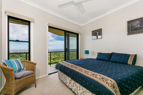 A SWEET ESCAPE - Above Byron - Accommodation Georgetown 1