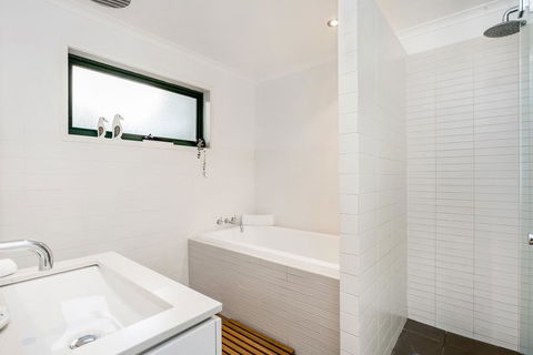 A Top Spot - Accommodation Georgetown 2